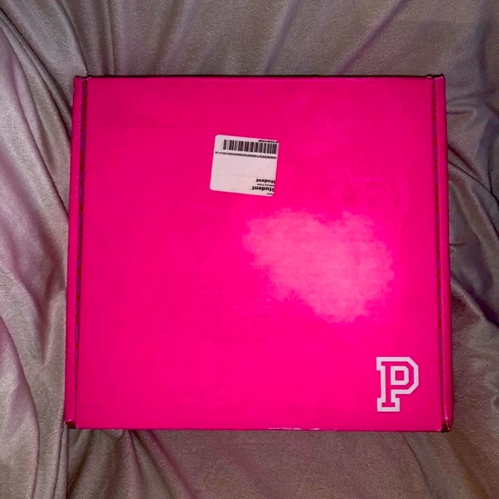 I’m in major search of campus rep box and one of the gift bags also NMP